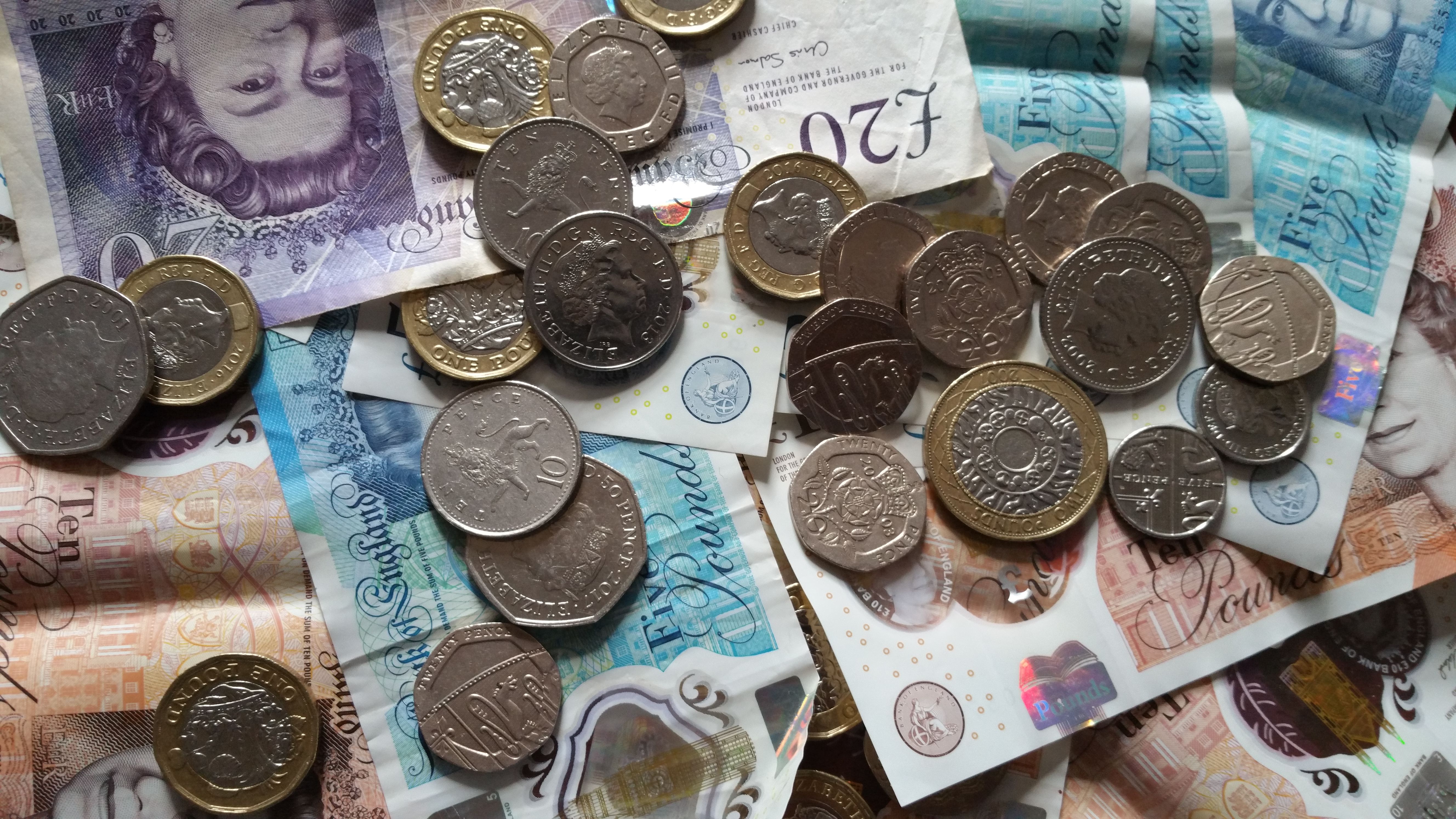 Prospek Pound Beralih ke Kebijakan Fiskal Inggris Seiring Pasar Menilai Jalur Suku Bunga BoE
