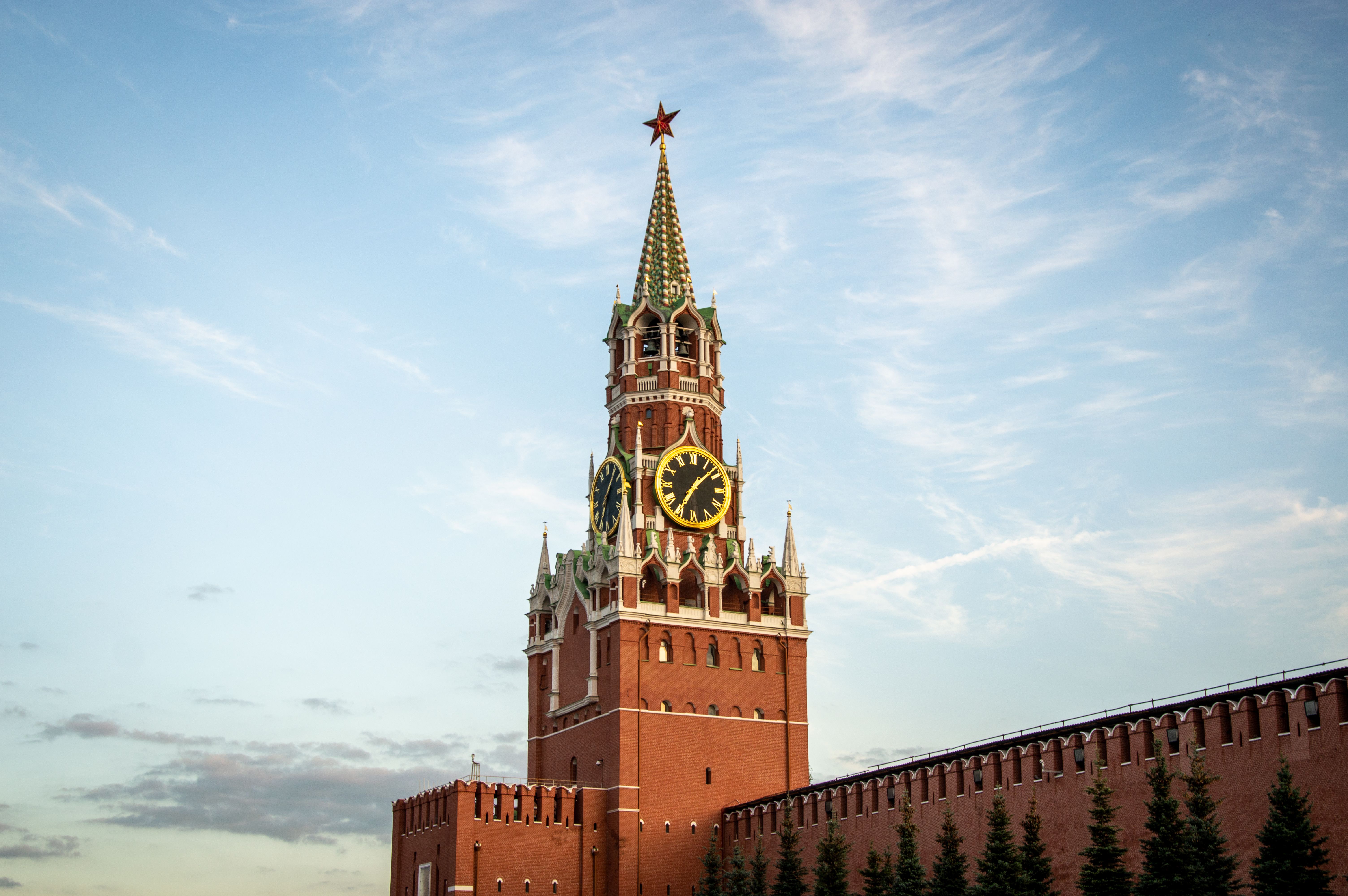 Ukraina Melaporkan Serangan Rudal Skala Besar Rusia ke Kyiv