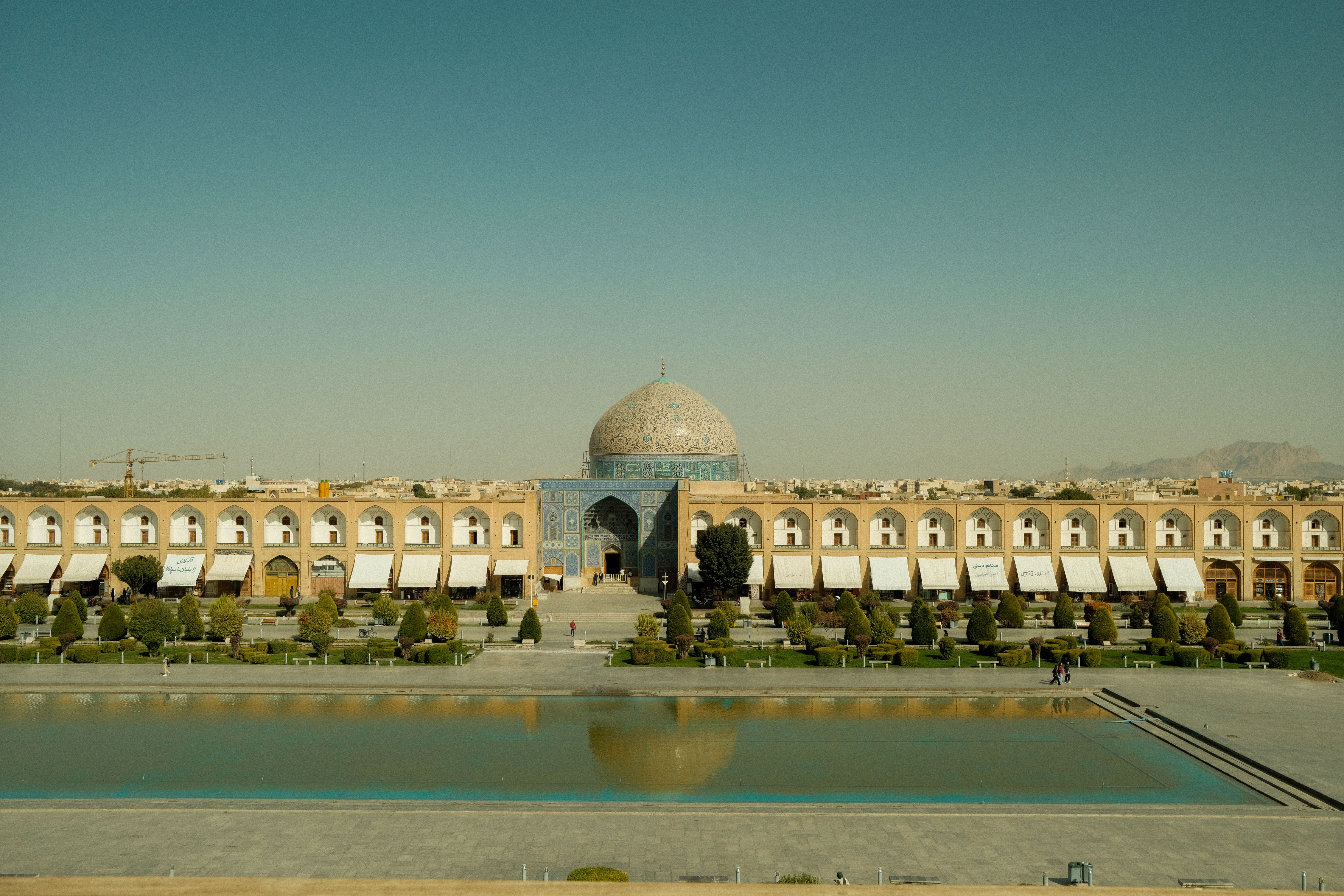 Iran Mourns Khamenei as Markets Monitor Diplomatic Signals and Hormuz Shipping