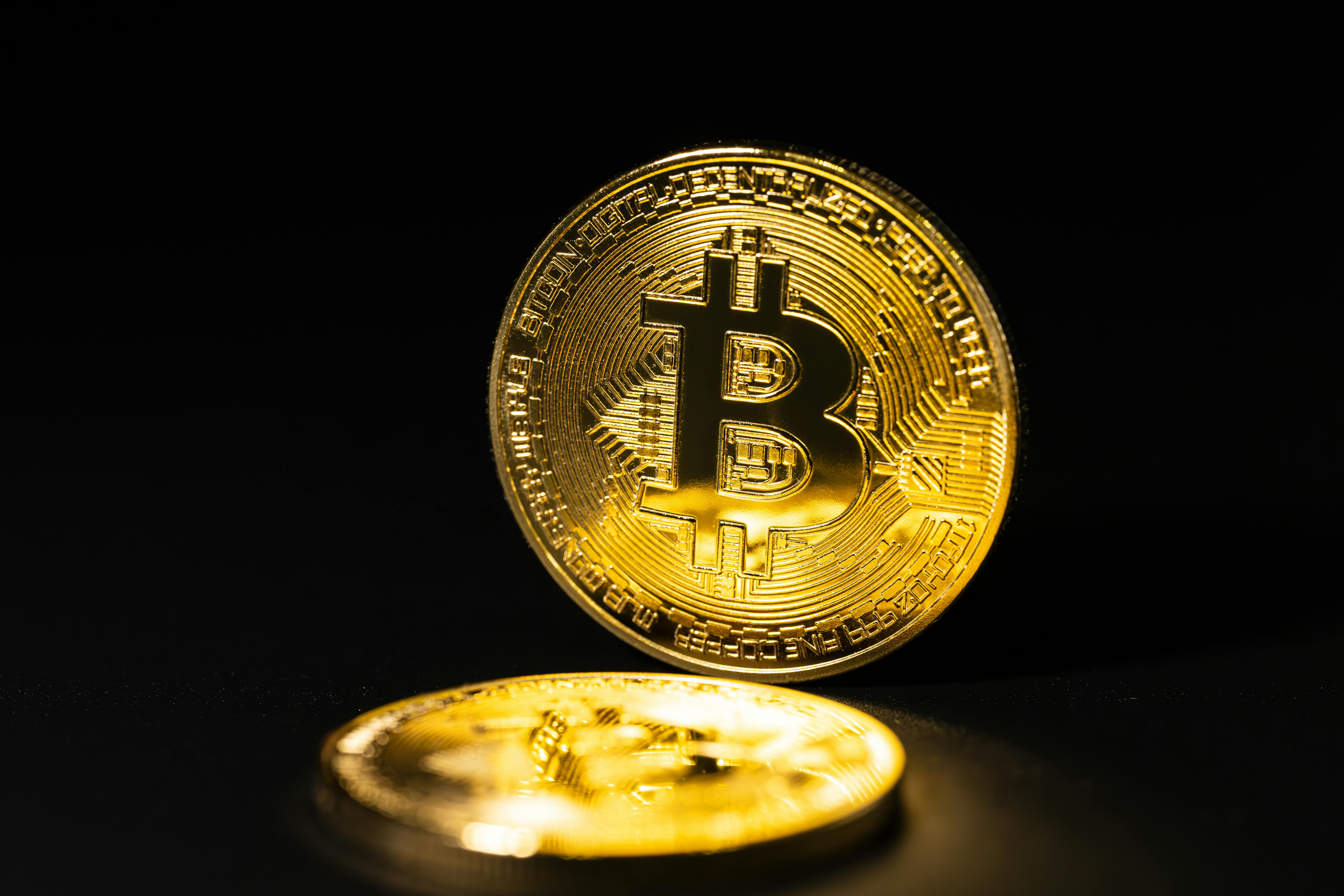 Thị trường tiền mã hóa: Bitcoin đối mặt rủi ro pháp lý và an ninh mới
